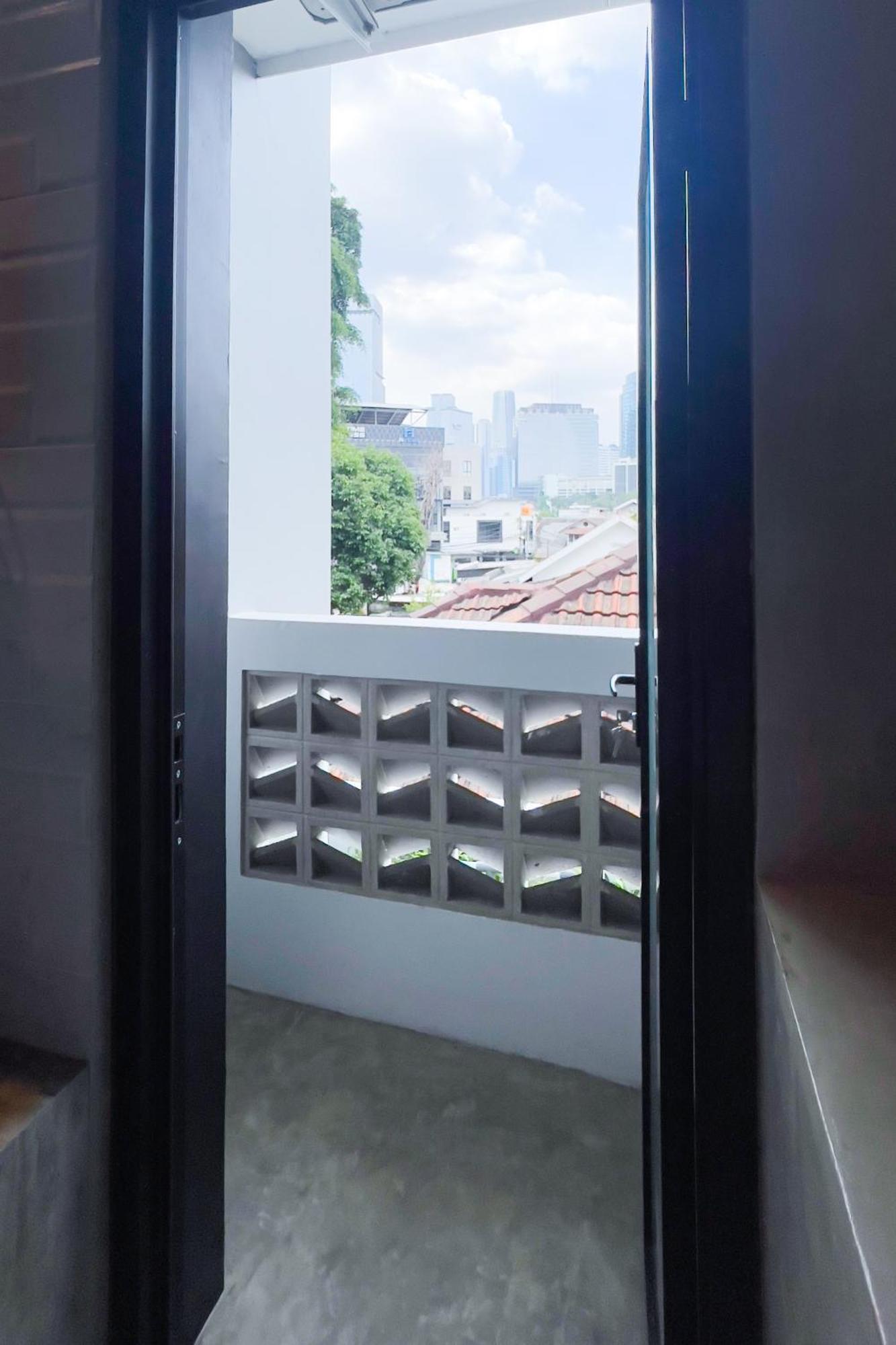Dparagon Senopati Jacarta Exterior foto